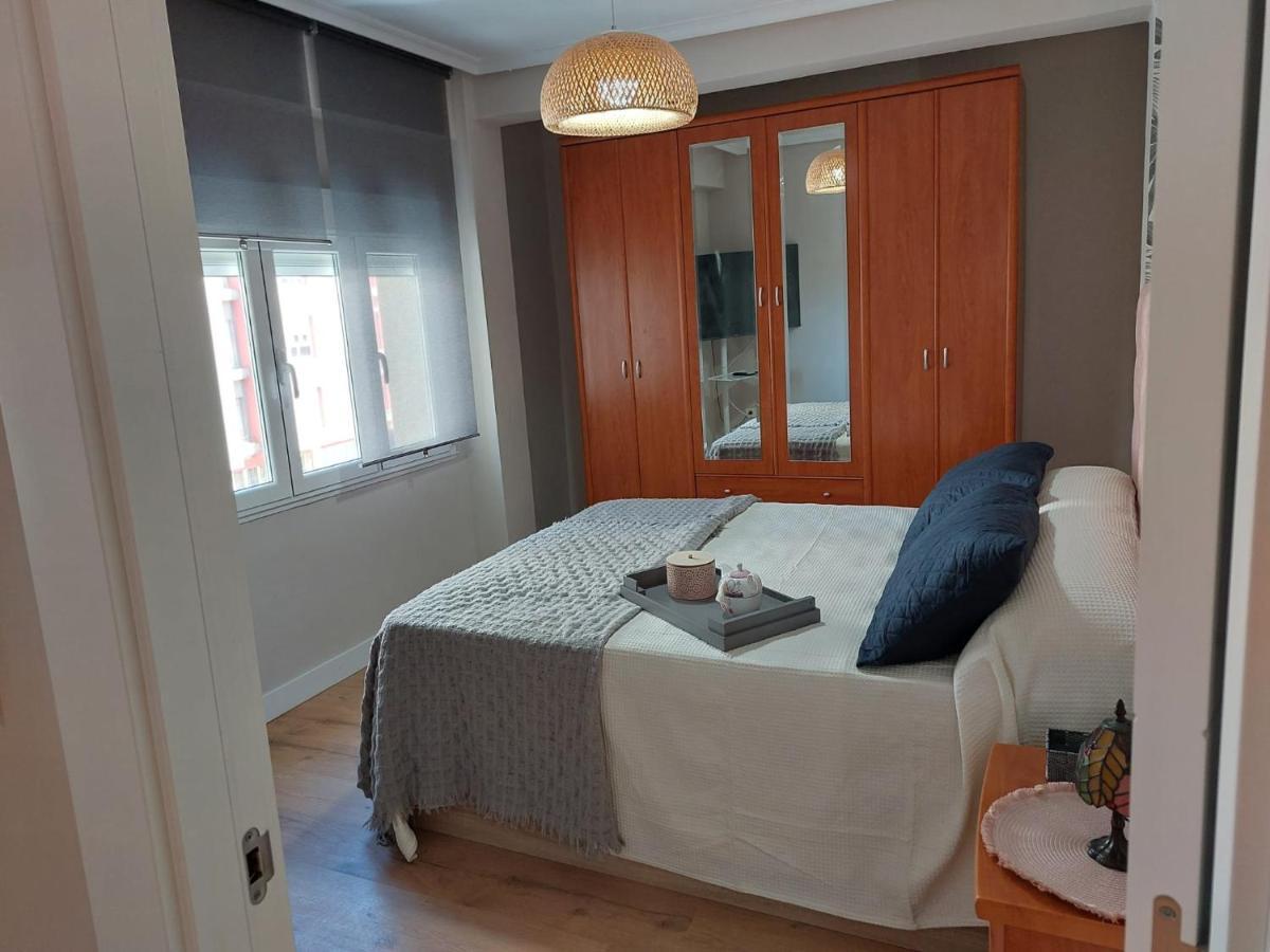 Piso En El Centro Apto 5 Personas Con Garaje Privado Avilés Exterior foto